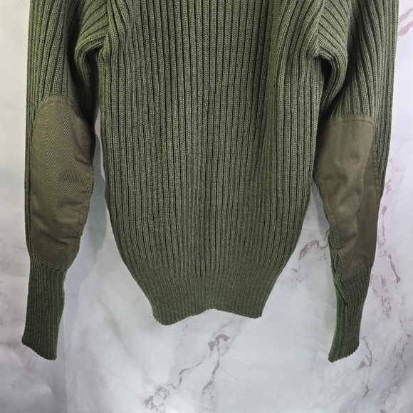 Vintage Wool Sweater Men Medium Green Shoulder Elbow Commando Military Tactical - Picture 8 of 11